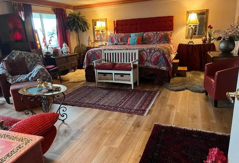 オーシャンビューデラックスルームバルコニー付き, Mermaid S Muse Bed And Breakfast
