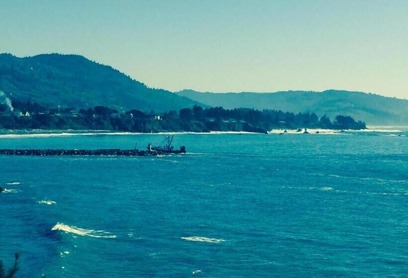 غرفة ديلوكس مطلّة علي البحر مزوَّدة بشُرفة, Mermaid S Muse Bed And Breakfast