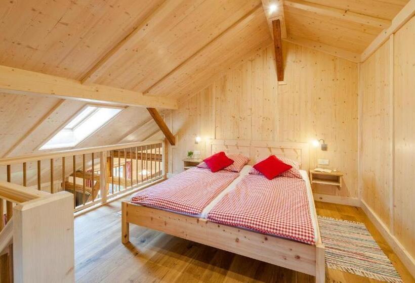 침실 1개 발코니 아파트, Lamplhof