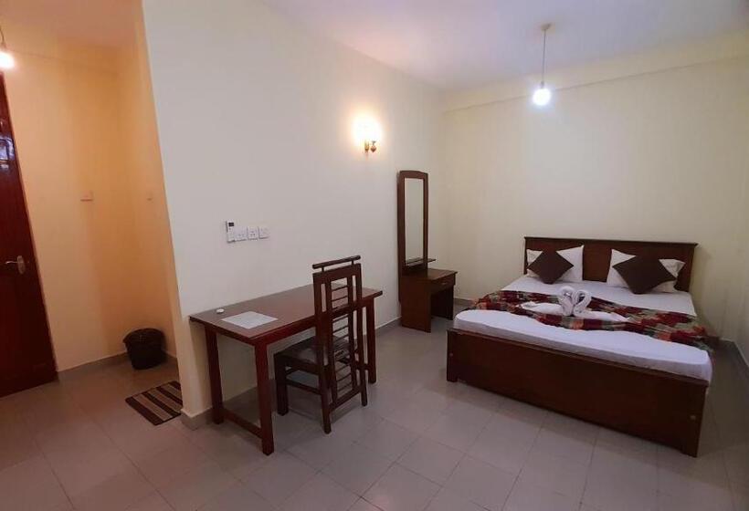 스탠다드 룸, Madara