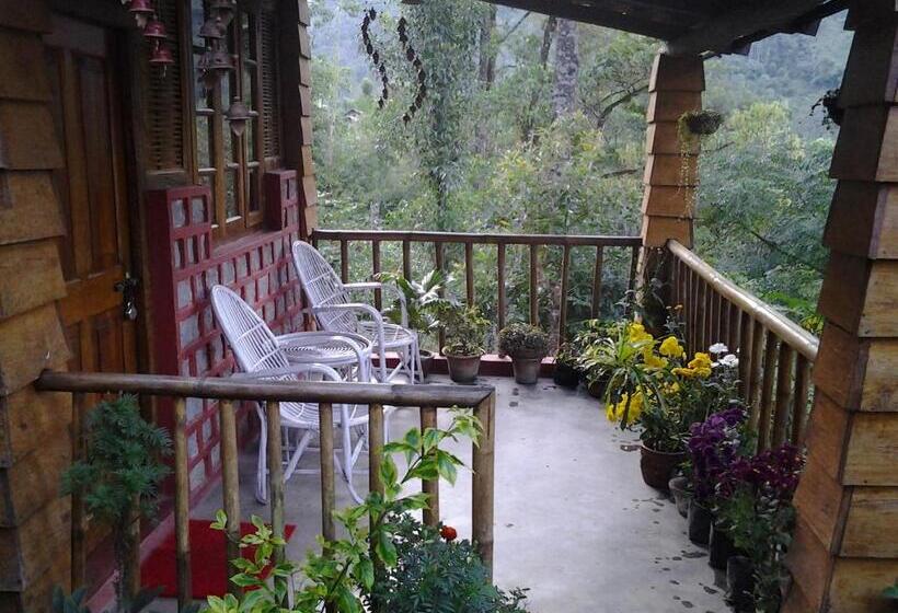 Deluxe Room with Balcony, Tathagata Farm