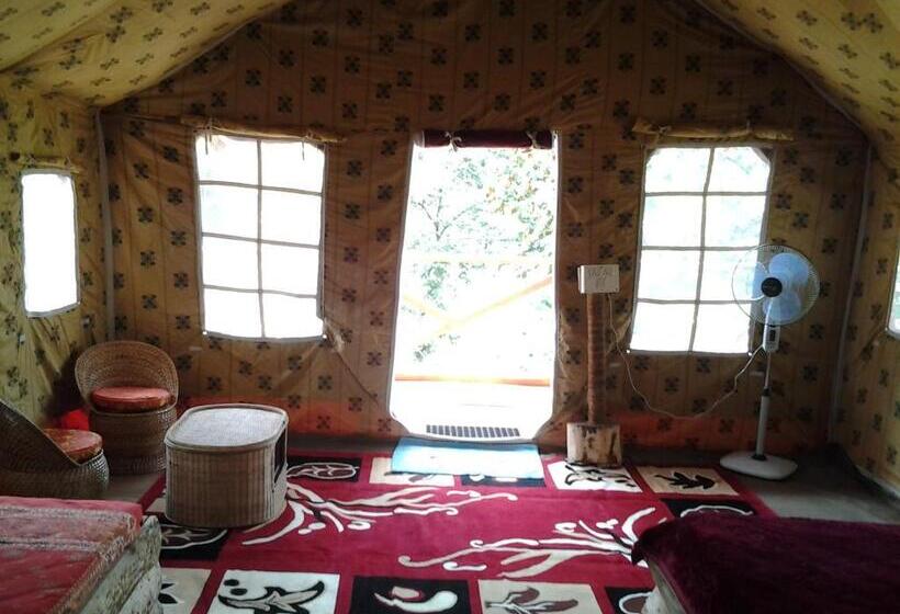 Standard Tent, Tathagata Farm