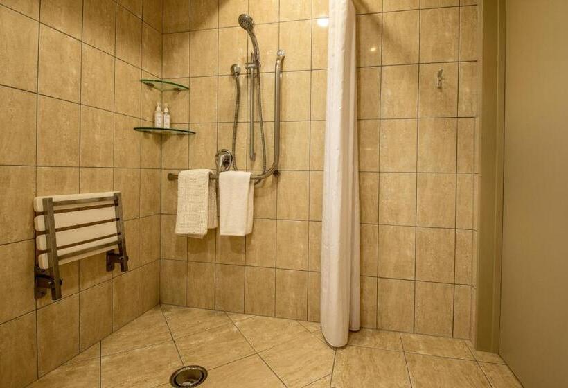 استودیوی استاندارد, Blue Ridge Studios And Bed & Breakfast