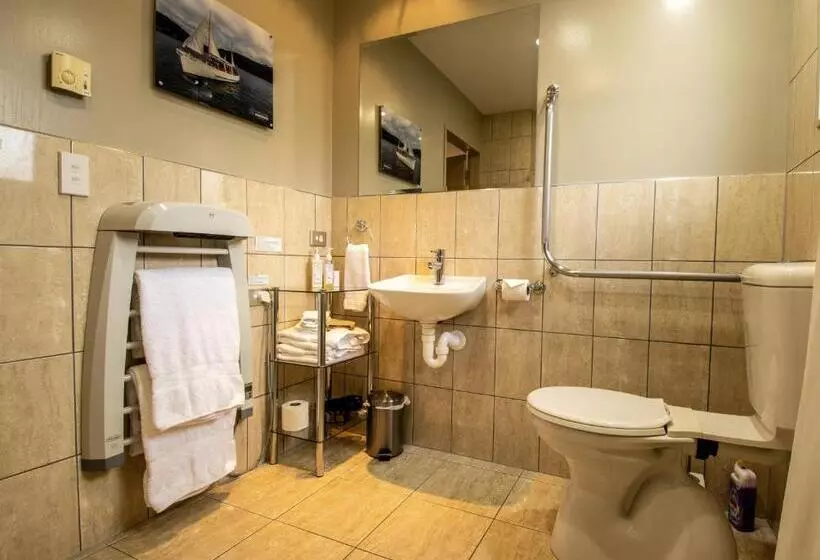 استودیوی استاندارد, Blue Ridge Studios And Bed & Breakfast