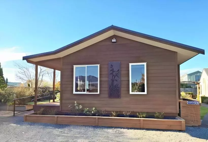 استودیوی استاندارد, Blue Ridge Studios And Bed & Breakfast