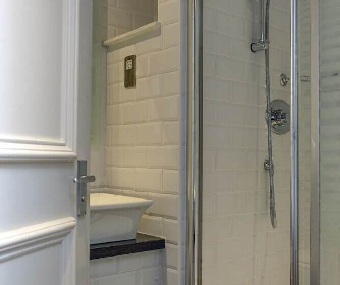 חדר סופריור, Best Western Glasgow South Eglinton Arms