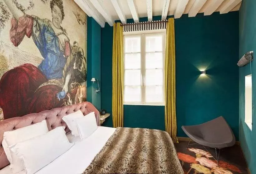 スーペリアールーム, Hôtel Du Petit Moulin, Haute Couture Hotel By Lacroix