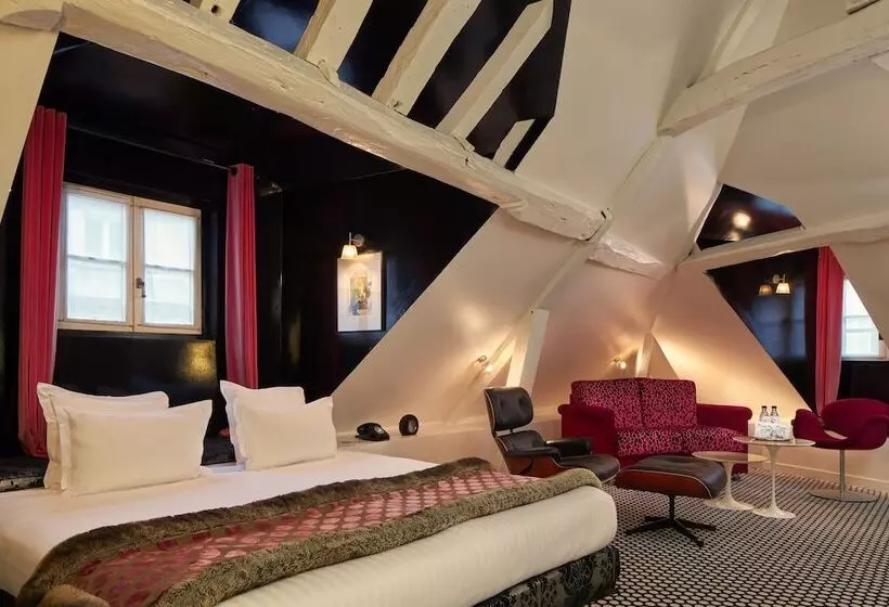 ジュニアスイート, Hôtel Du Petit Moulin, Haute Couture Hotel By Lacroix
