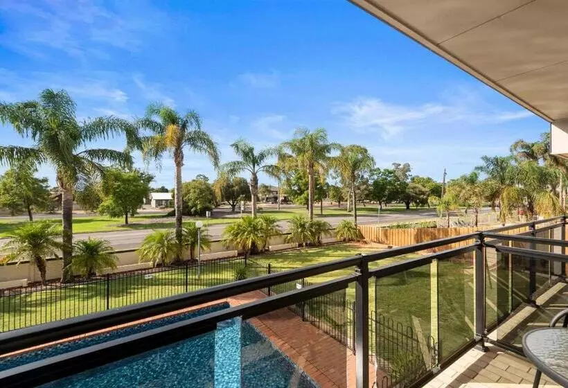 キングサイズベッドのデラックスルーム, Econo Lodge Mildura