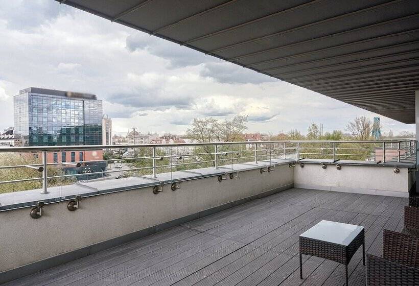 سوئیت با چشمانداز رودخانه, Qubus Hotel Bydgoszcz