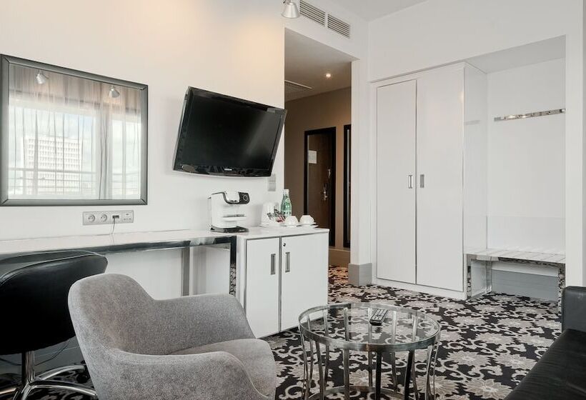 سوئیت با چشم‌انداز رودخانه, Qubus Hotel Bydgoszcz