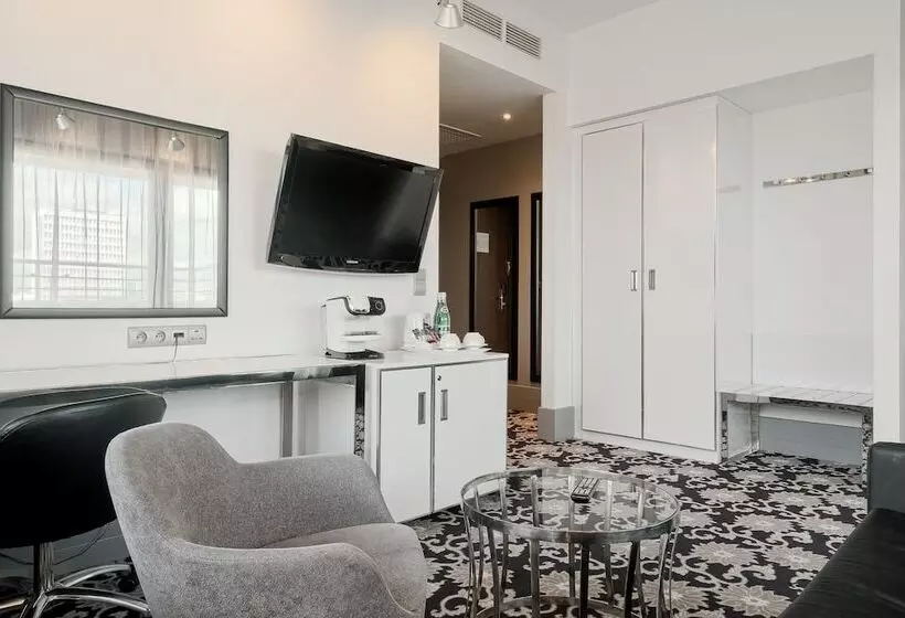 سوئیت با چشمانداز رودخانه, Qubus Hotel Bydgoszcz