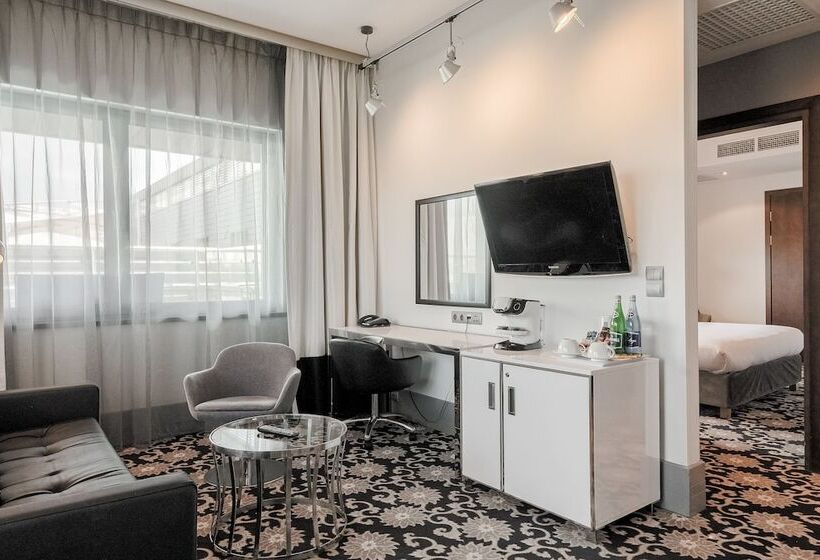 سوئیت با چشمانداز رودخانه, Qubus Hotel Bydgoszcz