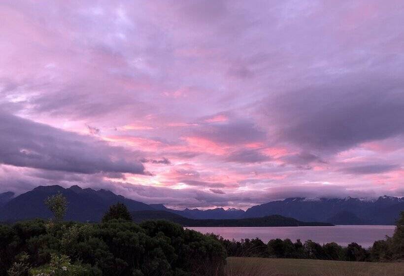 Студио Базик, Manapouri Lakeview Motor Inn