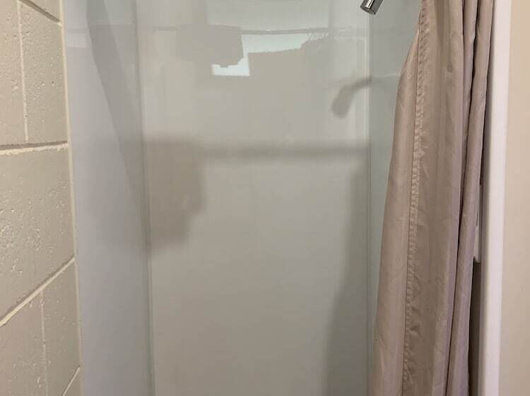 استودیو ساده, Manapouri Lakeview Motor Inn