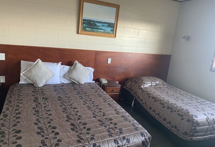 استودیوی استاندارد, Manapouri Lakeview Motor Inn