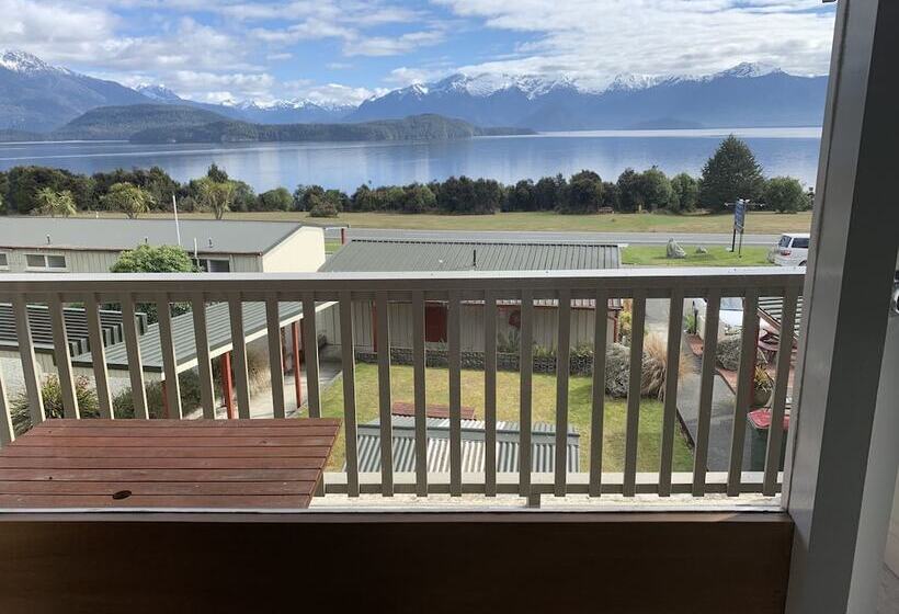 استودیوی لوکس, Manapouri Lakeview Motor Inn