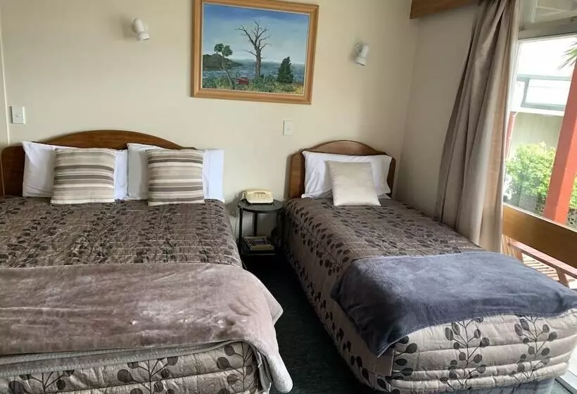 سوییت خانوادگی, Manapouri Lakeview Motor Inn