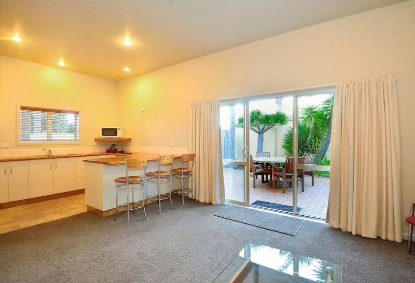 Люкс 2 Спальни, Ocean Beach Motor Lodge