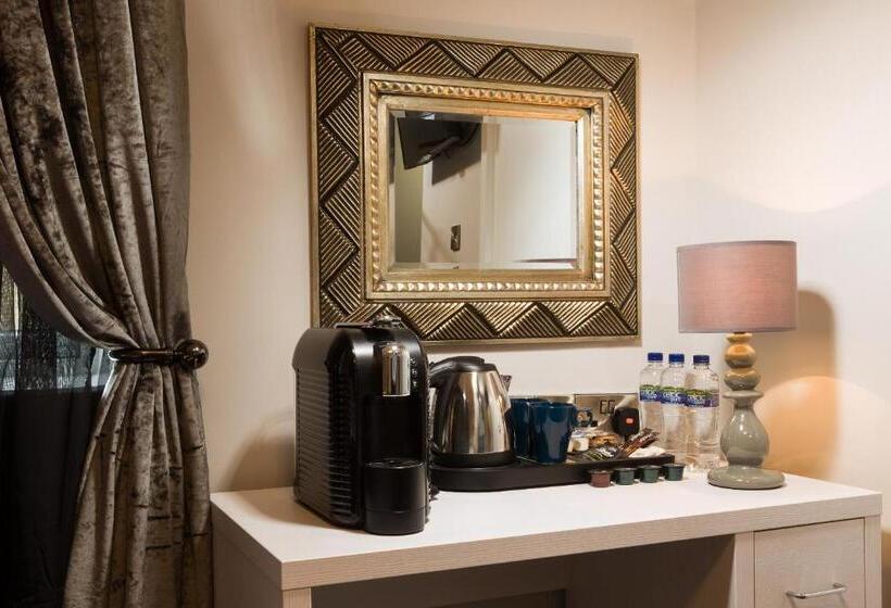 اتاق استاندارد سه نفره, Temple Bar Lane