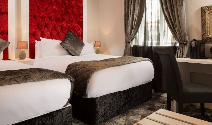 اتاق استاندارد چهار تخته, Temple Bar Lane