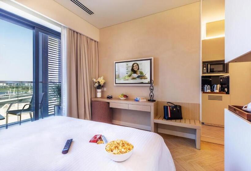 Номер Deluxe Вид на Город, Citadines Culture Village Dubai, Waterfront Jadaf