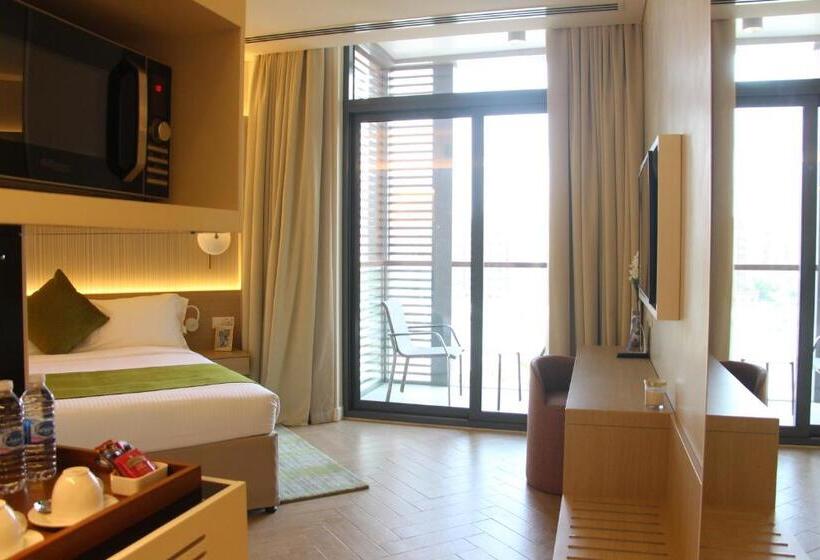 Premium Room City View, Citadines Culture Village Dubai, Waterfront Jadaf