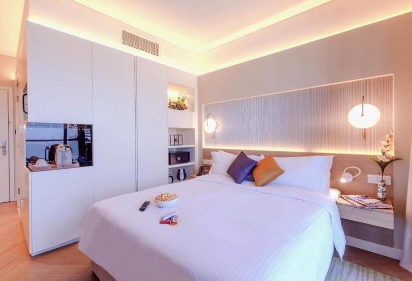 Premium Room City View, Citadines Culture Village Dubai, Waterfront Jadaf