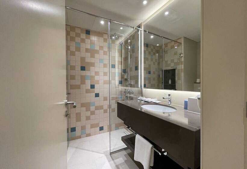 اتاق اجرایی, Citadines Culture Village Dubai, Waterfront Jadaf