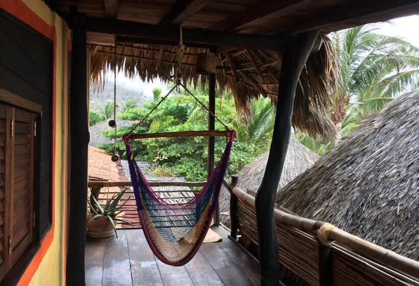 اتاق لوکس با بالکن و چشمانداز دریا, Posada Mexico