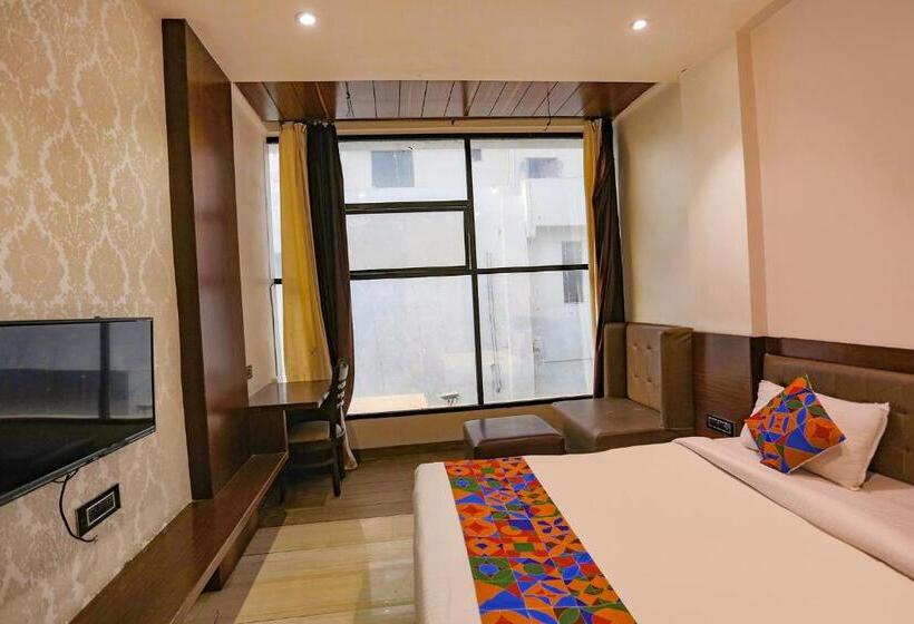 デラックスルーム, Fabhotel Sun Park
