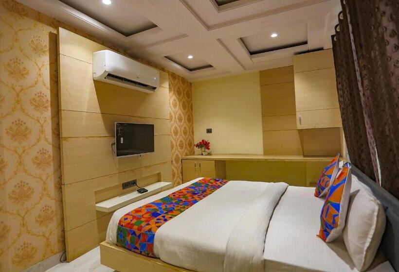 エクゼクティブトリプル, Fabhotel Sun Park
