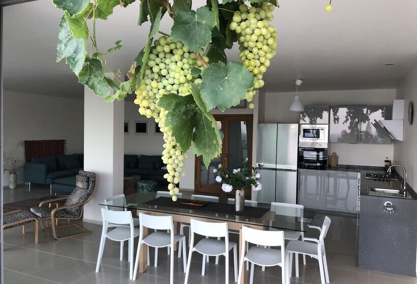 غرفة قياسية رباعية, Villa Mavie