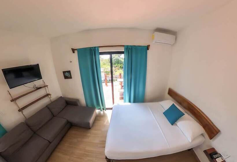 스탠다드 룸 더블 침대 2개, Ade