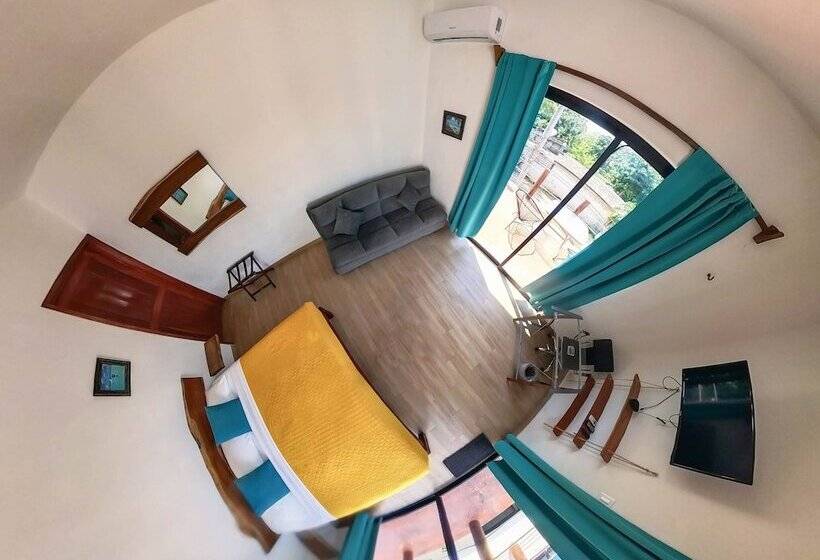 전망 스탠다드 룸 더블 침대, Ade