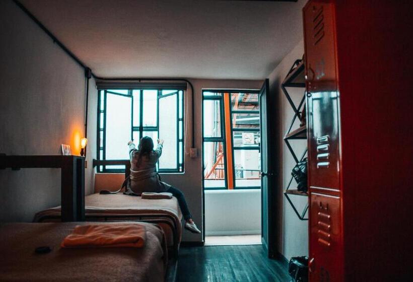 غرفة قياسية ثلاثية, El Hostalito 14