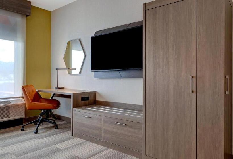 Стандартный Номер Кровать Кинг, Holiday Inn Express & Suites   Glendale Downtown