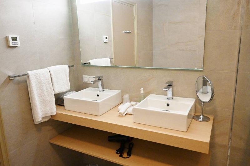 Стандартный Номер Кровать Кинг, Holiday Inn Express & Suites   Glendale Downtown