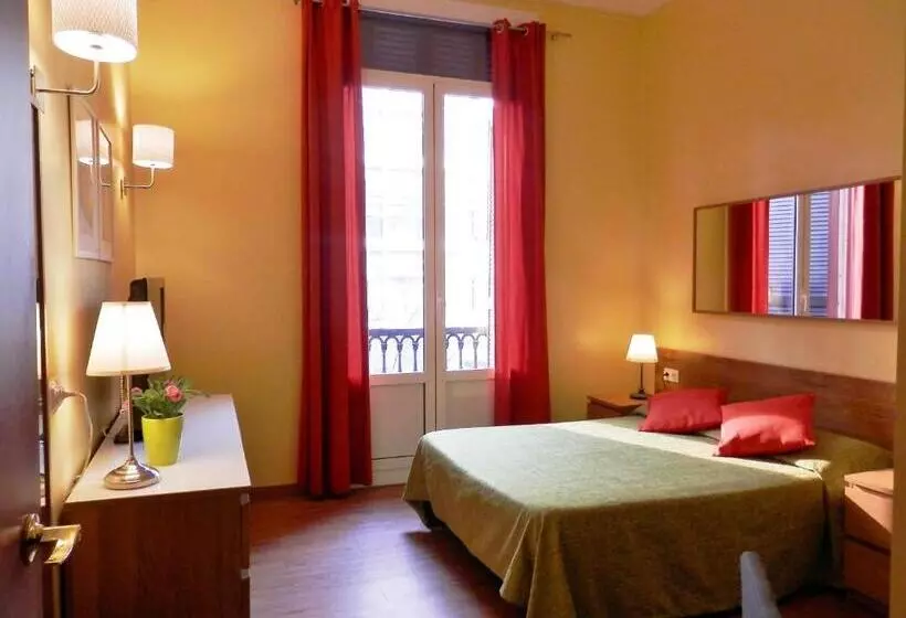 اتاق استاندارد, Barcelona Central Garden Hostal