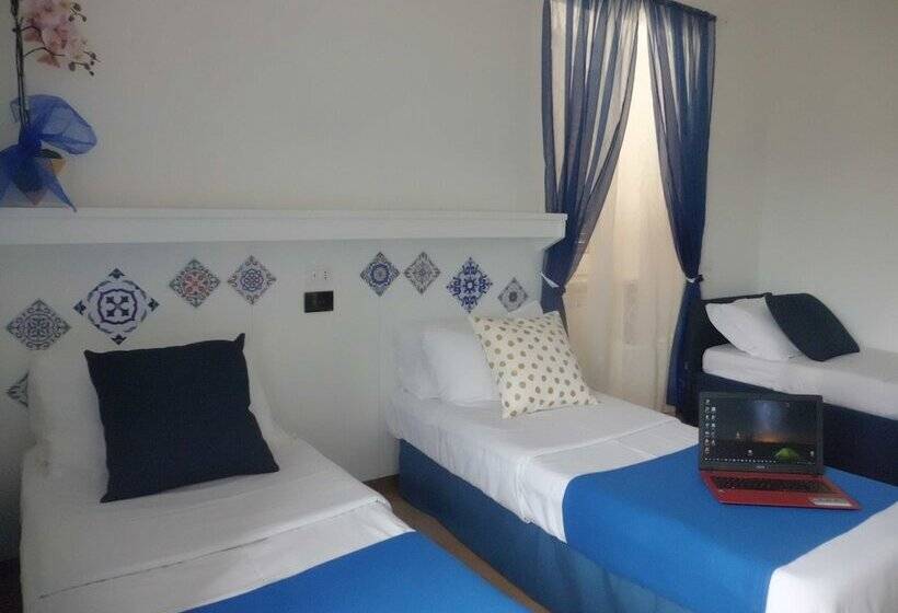 غرفة قياسية ثلاثية, Oasi Madre Della Pace