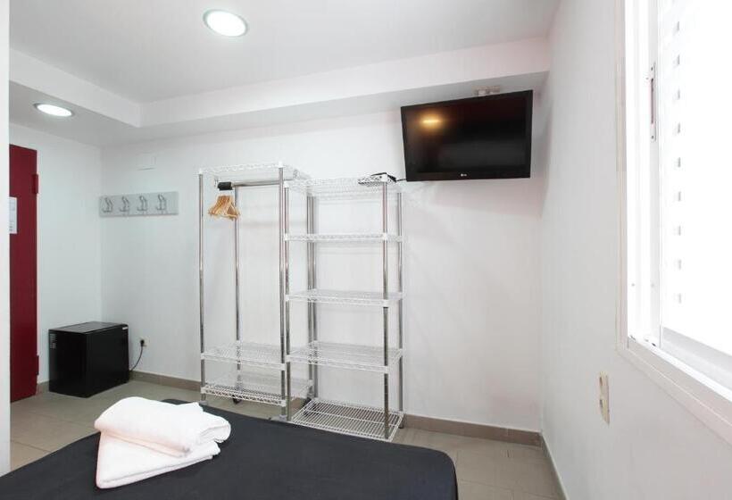 חדר סטנדרט, Room00 Valencia Hostel