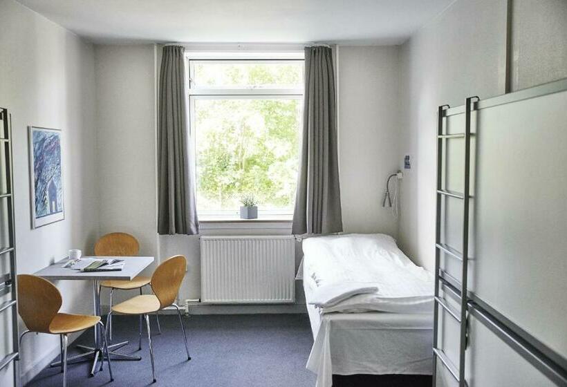 バス共有のスタンダードルーム, Danhostel Copenhagen Bellahøj
