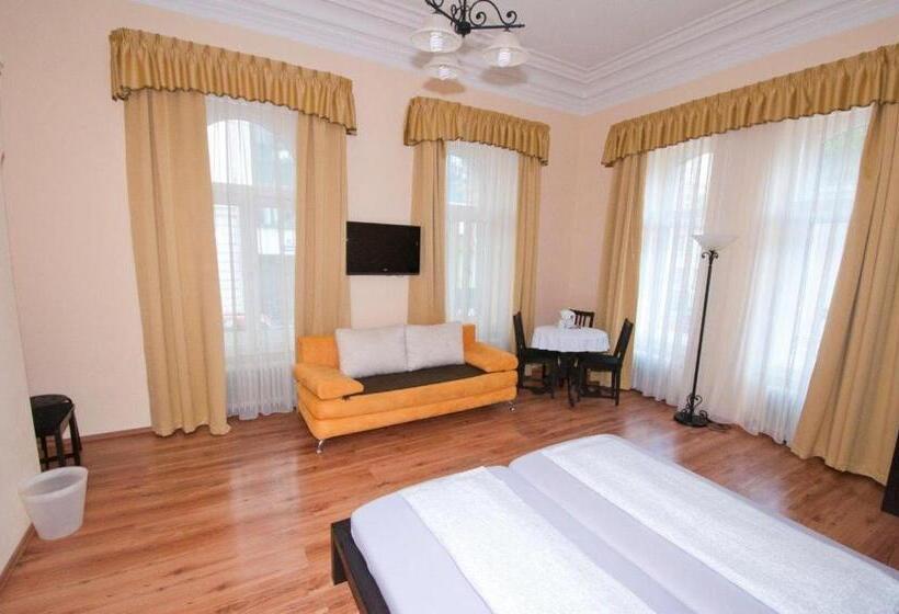 اتاق استاندارد, K+t Boardinghouse