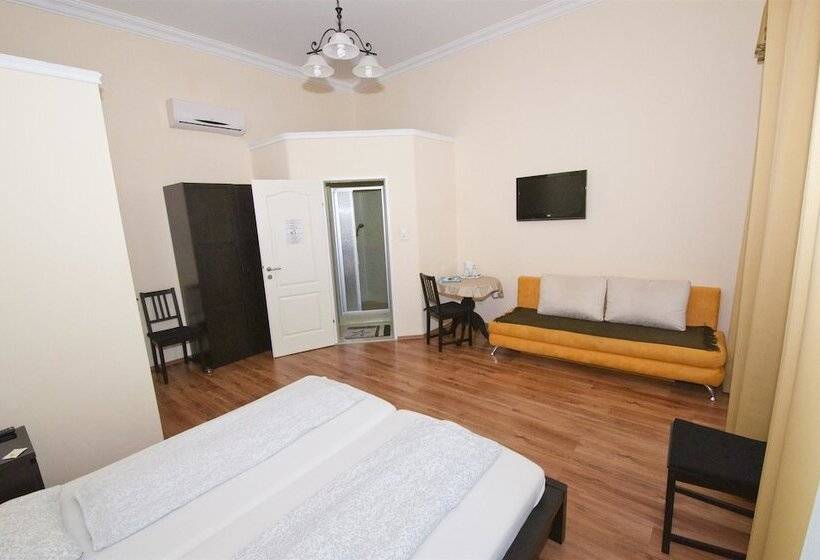 اتاق استاندارد, K+t Boardinghouse