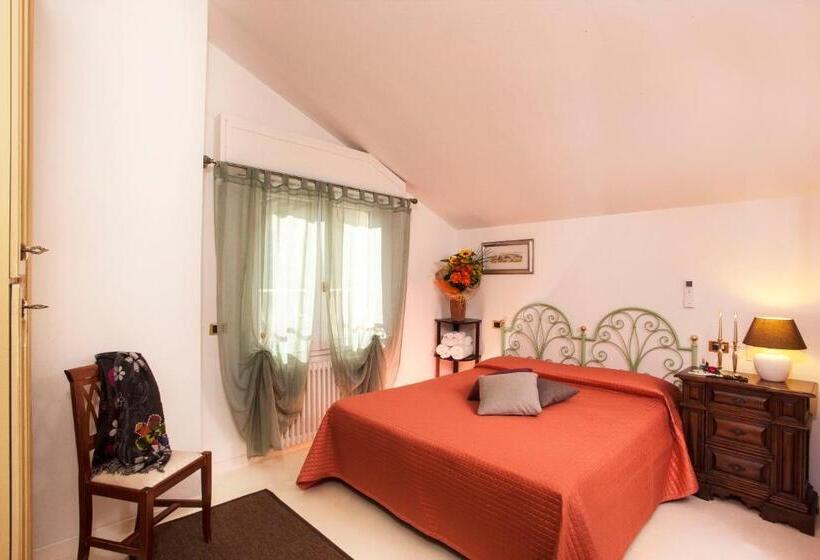 سوییت جونیور, Locanda Rosy