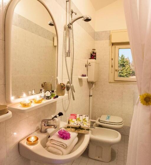 اتاق پنت هاوس, Locanda Rosy