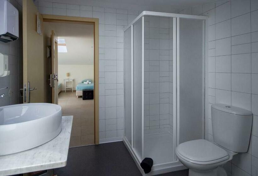 חדר סטנדרט לשלושה, Peniche Surfcamp Hostel