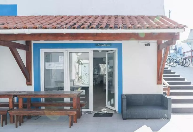 اتاق استاندارد سه نفره, Peniche Surfcamp Hostel