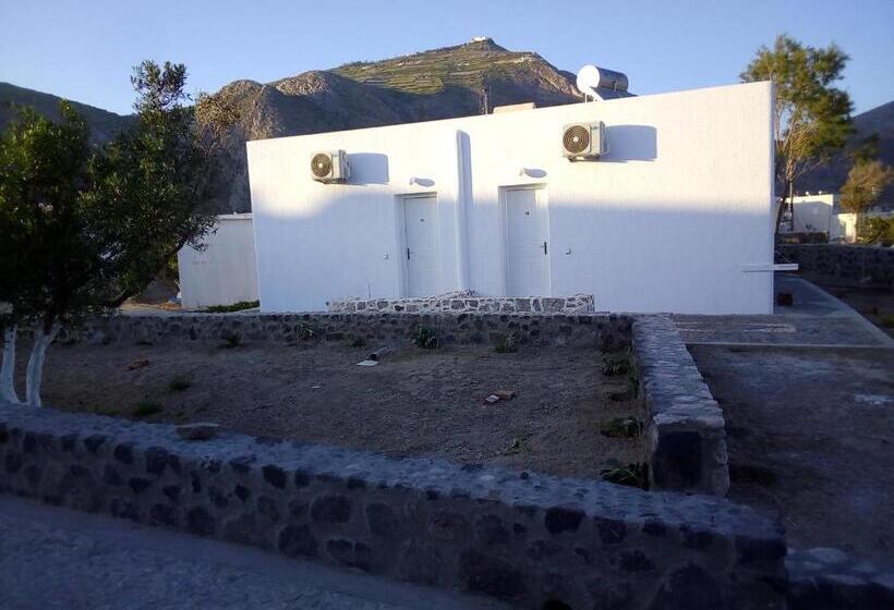 高级三人间, Perissa