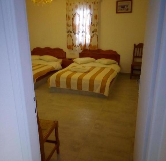 带2个卧室的套房, Perissa